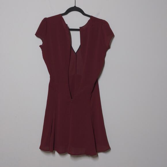 Reformation Burgundy Dress V-neck Fit and Flare Cap Sleeves S - Picture 6 of 9